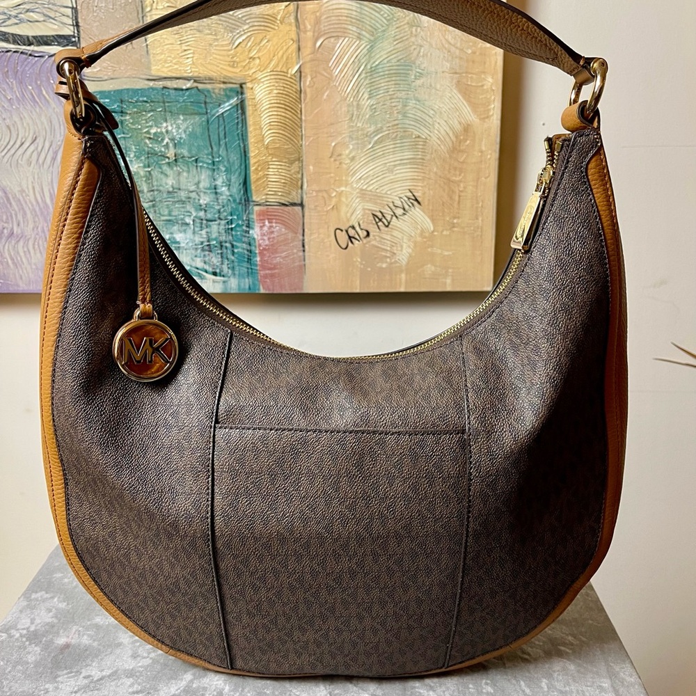 Pristine Condition Michael Kors Evie Large Leather Shoulder Bag - Picture 14 of 17